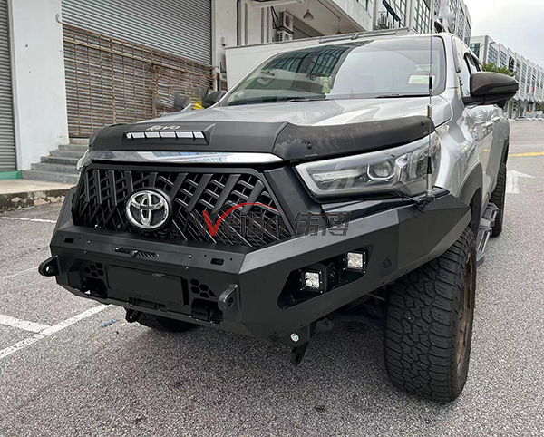 4x4 Front Bumper for Toyota Hilux Revo 20+